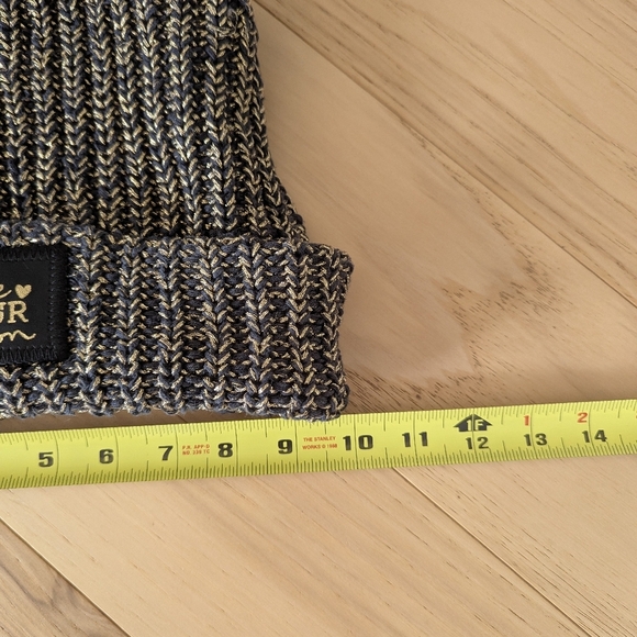 Love Your Melon Cuffed Beanie Gold And Black Speckled Hat - Picture 5 of 6